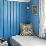 Gorgeous In *